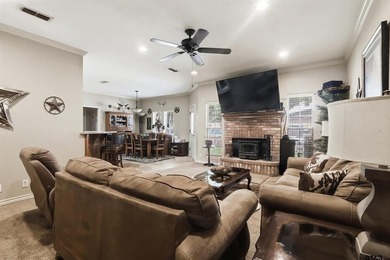 Beautiful home located in the Dogwood Ridge subdivision located - photo 11