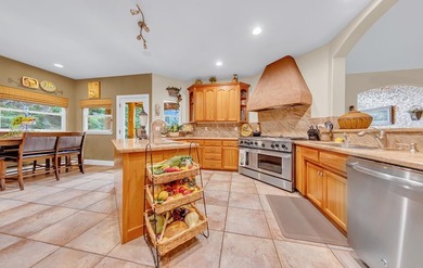 Golf Course Luxury Meets Mountain Modern Living. Experience the - photo 12