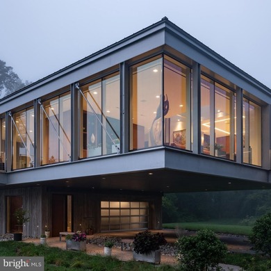 Riverscape is a rare architectural estate lifted gracefully - photo 12