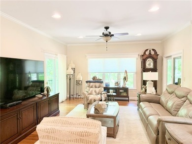 This recently renovated Keowee Key home is stunning both inside - photo 12