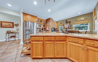 Golf Course Luxury Meets Mountain Modern Living. Experience the - photo 15