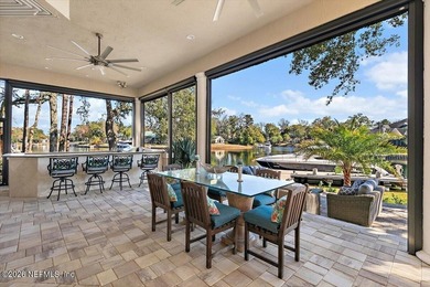 STUNNING NAVIGABLE WATERFRONT ESTATE w/ PRIVATE DOCK. NEW PAVERS - photo 17