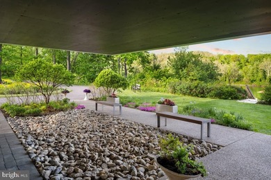 Riverscape is a rare architectural estate lifted gracefully - photo 19
