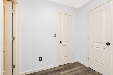 Located in the Chateau Villa community, this beautifully - photo 10