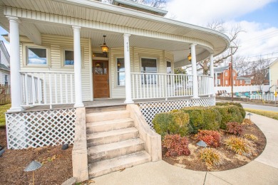 Charming historic treasure - Prime Location! Step into charm and