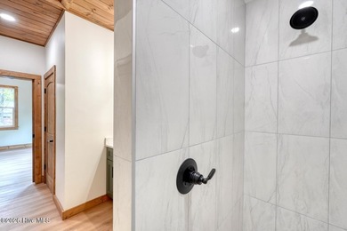Welcome to this stunning 3-bedroom, 3-bathroom modern rustic - photo 35