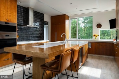 Riverscape is a rare architectural estate lifted gracefully - photo 41