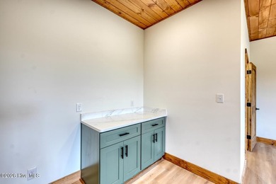 Welcome to this stunning 3-bedroom, 3-bathroom modern rustic - photo 42