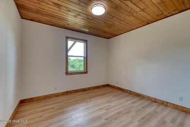 Welcome to this stunning 3-bedroom, 3-bathroom modern rustic - photo 44