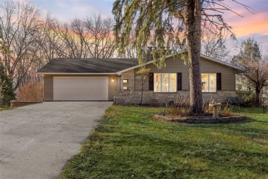 Lake Home Sale Pending in Solon, Iowa
