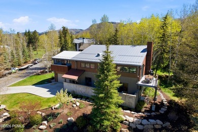 Nestled beside nearly three acres of Rotary Park open space and - photo 2