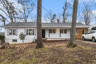 Lake Home For Sale in Gainesville, Georgia