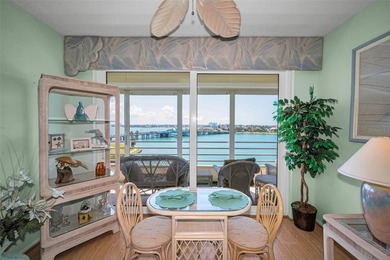 Rarely available Penthouse unit with panoramic Intracoastal and - photo 9