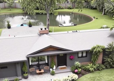 (private lake, pond, creek) Home For Sale in Barrington Illinois