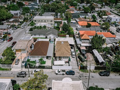 Great opportunity in the heart of Miami! This 3-bedroom, 1-bath - photo 2
