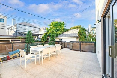 Nestled on ocean block of most prestigious South Brooklyn's - photo 5