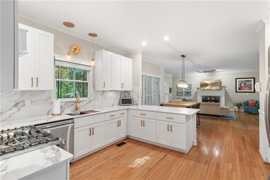 Additional listing photo 4