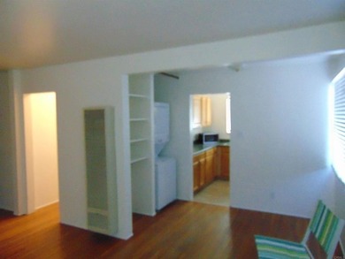 7126-7128 HYATT St - photo 8