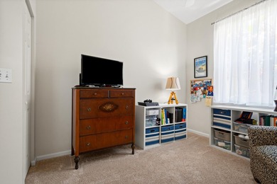 Meticulously maintained and beautifully presented, this - photo 11