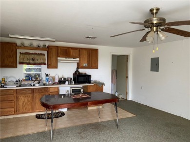 Golden opportunity for you to own a slice of the pie! Country