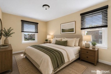 Welcome to this well-maintained semi-detached home in the heart - photo 14