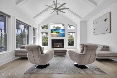 Fabulous home tucked away at the end of a private cul-de-sac in - photo 18