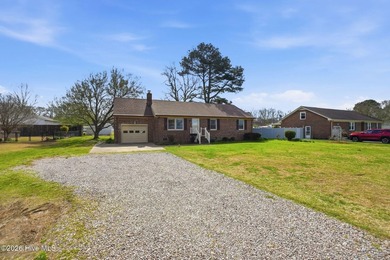 Welcome to this charming property located at 225 Sawyers Creek - photo 32