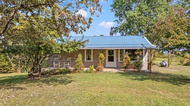 (private lake, pond, creek) Home Sale Pending in Winchester Kentucky