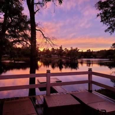 Fisherman's Paradise!! What a great place to getaway and relax!! - Lake Home For Sale in Omaha, Texas