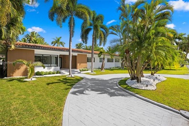 South Lake Home For Sale in Hollywood Florida