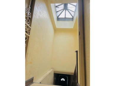 Beautiful 4 family brick semi-detached building, located in - photo 4