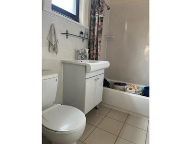 Beautiful 4 family brick semi-detached building, located in - photo 8