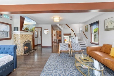 Welcome to this charming 4-bedroom, 2.5-bath single-family home - photo 5
