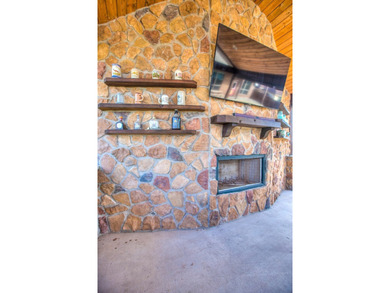 This stunning 4-bedroom, 2-bath home showcases the beautiful - photo 38