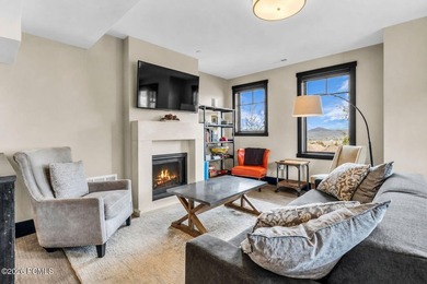 Rarely available end-unit townhome at 3827 Blackstone Drive - photo 4