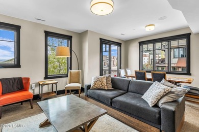 Rarely available end-unit townhome at 3827 Blackstone Drive - photo 5