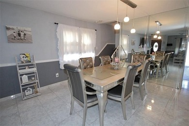 ONE FAMILY HOME IN THE HEART OF GREAT KILLS. MOVE IN CONDITION - photo 6
