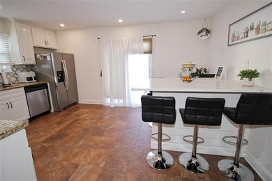 ONE FAMILY HOME IN THE HEART OF GREAT KILLS. MOVE IN CONDITION - photo 10