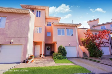 Discover the luxurious ocean front community of Port Regalle - photo 3