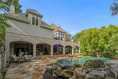 This awesome home is a show stopping family home and - photo 12