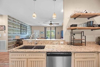 Move-In Ready Lakeview Retreat on a quiet cul-de-sac. Easy - photo 16