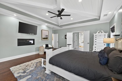 Wake up to lake breezes and endless entertaining possibilities - photo 22