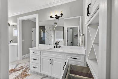 Wake up to lake breezes and endless entertaining possibilities - photo 27