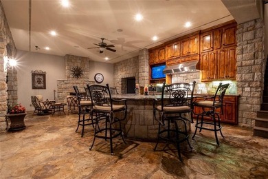 This awesome home is a show stopping family home and - photo 28