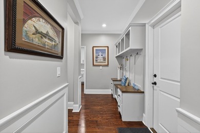 Wake up to lake breezes and endless entertaining possibilities - photo 32