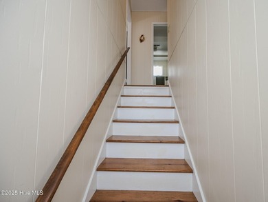 Here's your chance to own a waterfront home on Lake Waccamaw! - photo 33