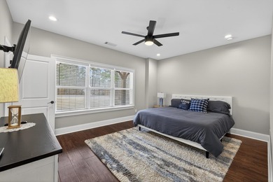 Wake up to lake breezes and endless entertaining possibilities - photo 33
