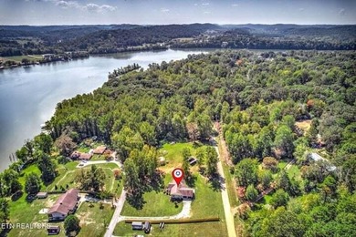 Move-In Ready Lakeview Retreat on a quiet cul-de-sac. Easy - photo 34
