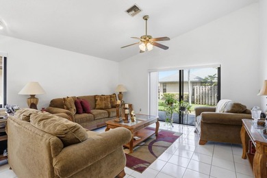 This 3 bedroom, 2 bathroom home with a 1-car garage has a bright - photo 6