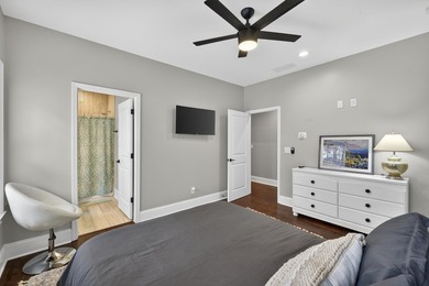Wake up to lake breezes and endless entertaining possibilities - photo 37